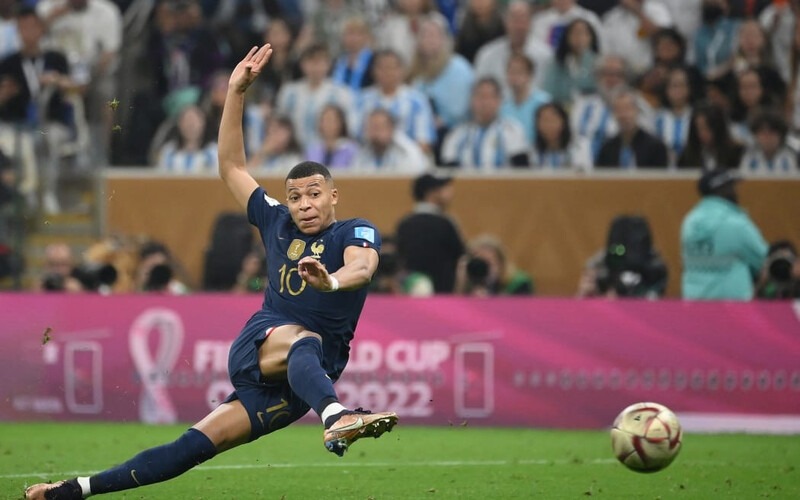 mbappe-cao-bao-nhieu-3